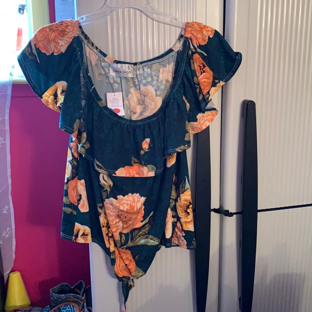 Green Floral blouse